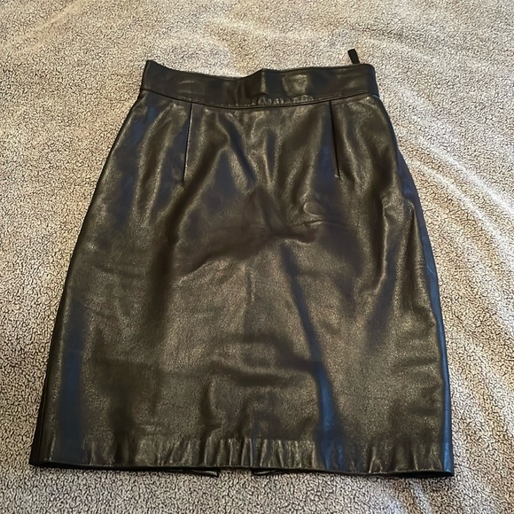 Danier High Waisted Leather Skirt - Picture 1 of 9